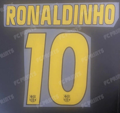 Ronaldinho Barcelona 2004-2006 Home Nameset Iron On Football Name And Number